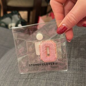 “O” Letter Patch Pink - SCL